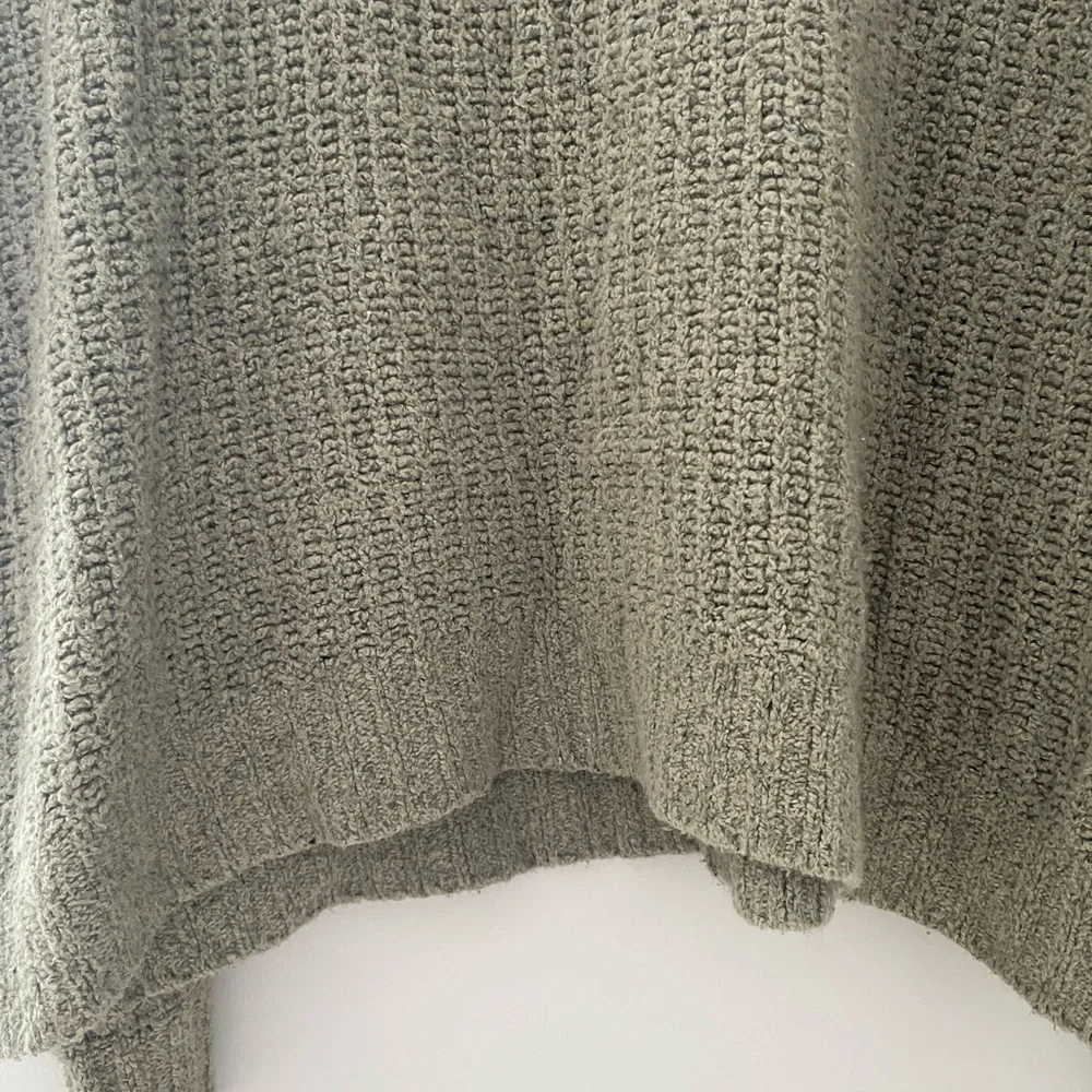 American Eagle Outfitters Green Cowl Neck Sweater - Picture 3 of 6